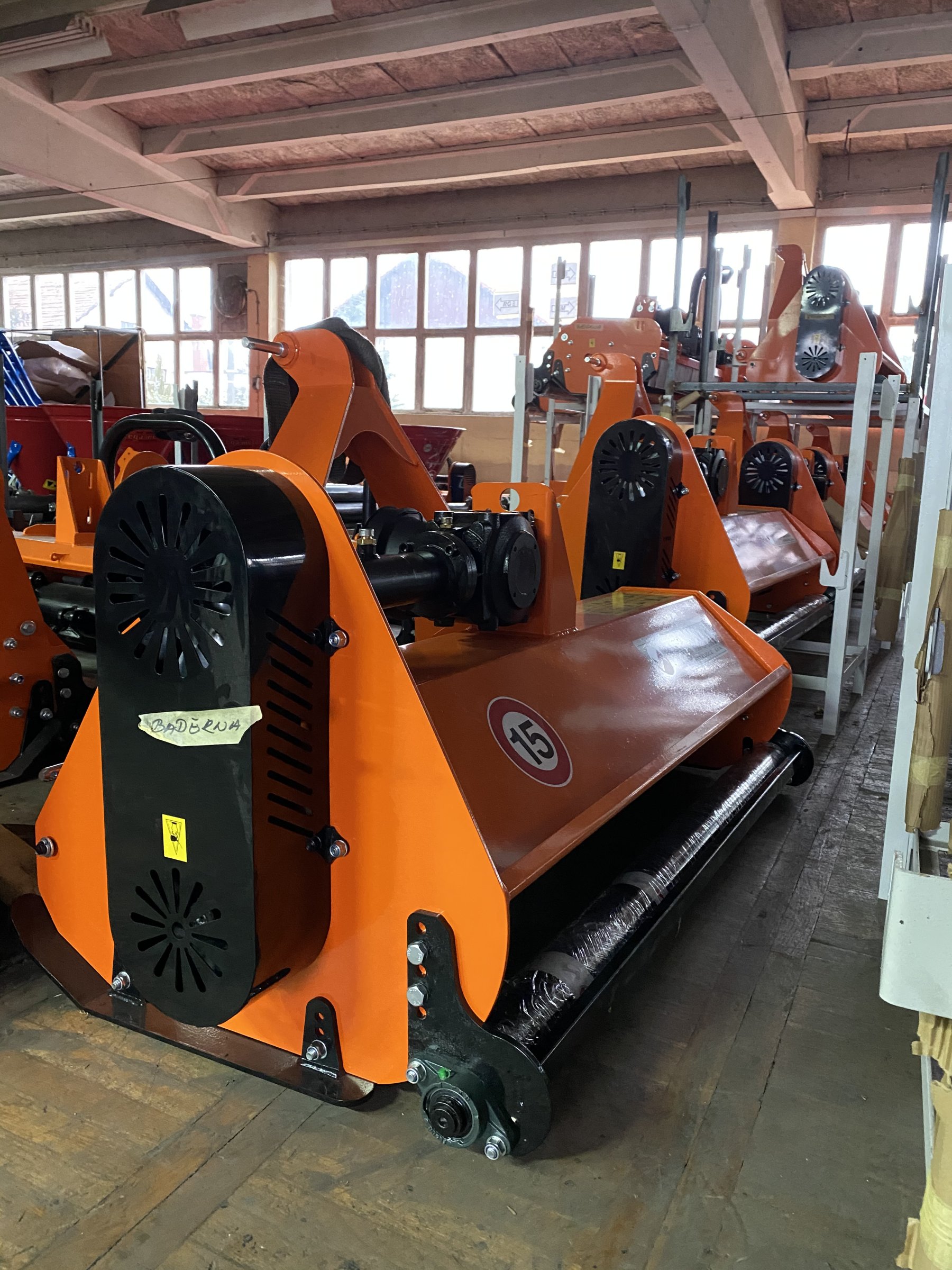 Megametal UM szárzúzó