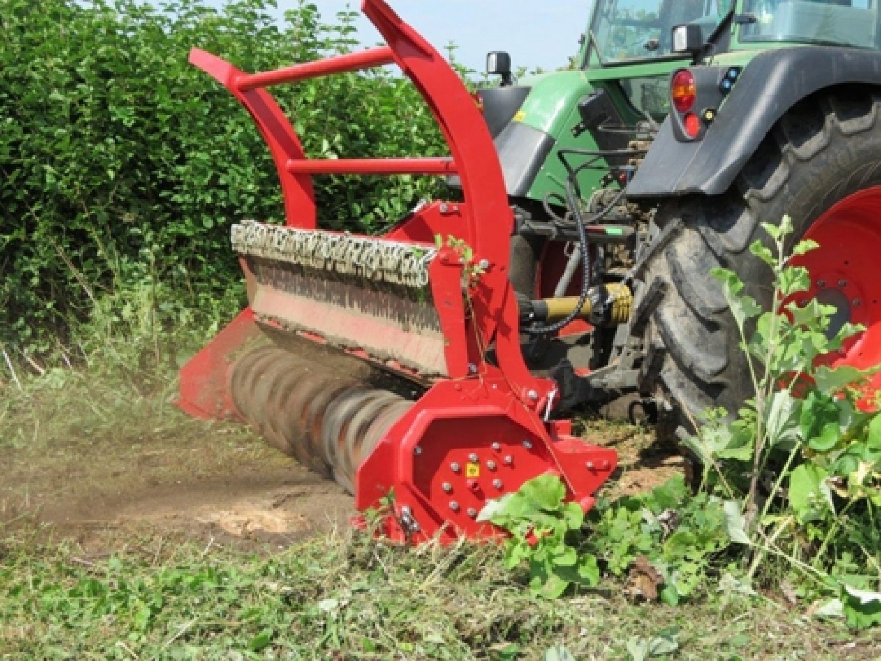 INO FORST erdészeti mulcsozó