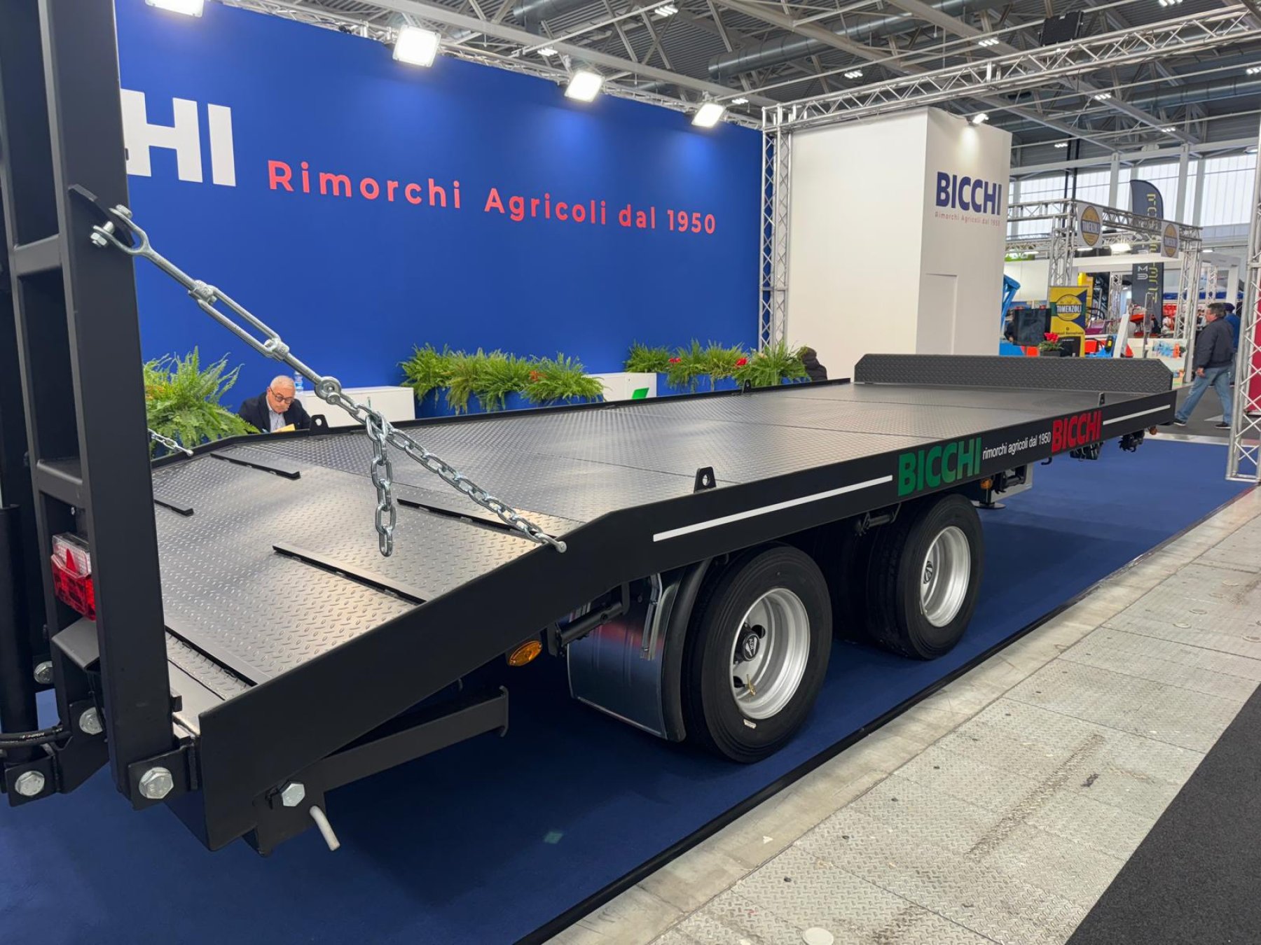 Gépszállító tréler tandemkerekes