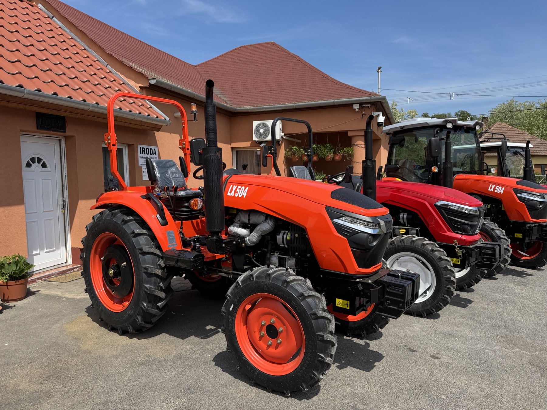 AMS LX 504 traktor