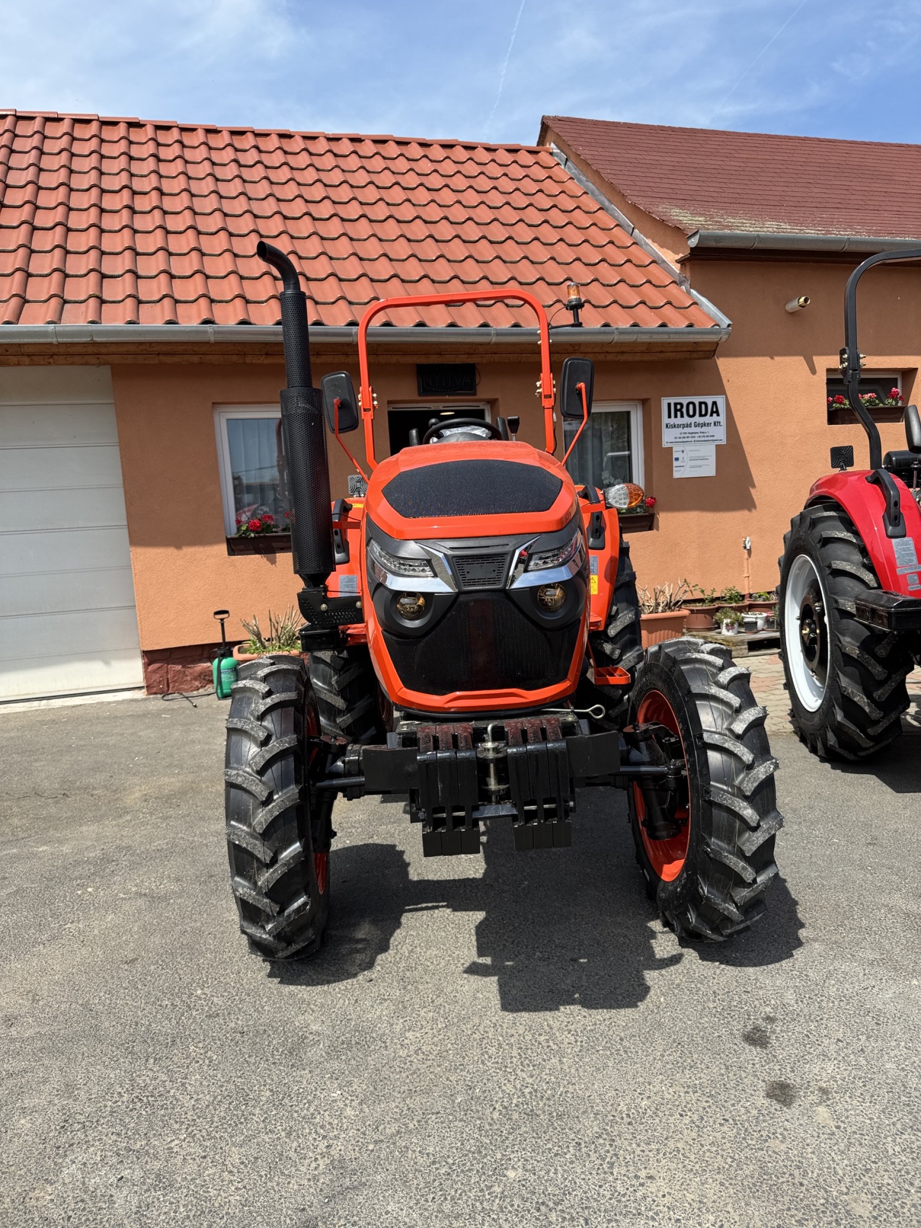 AMS LX 504 traktor