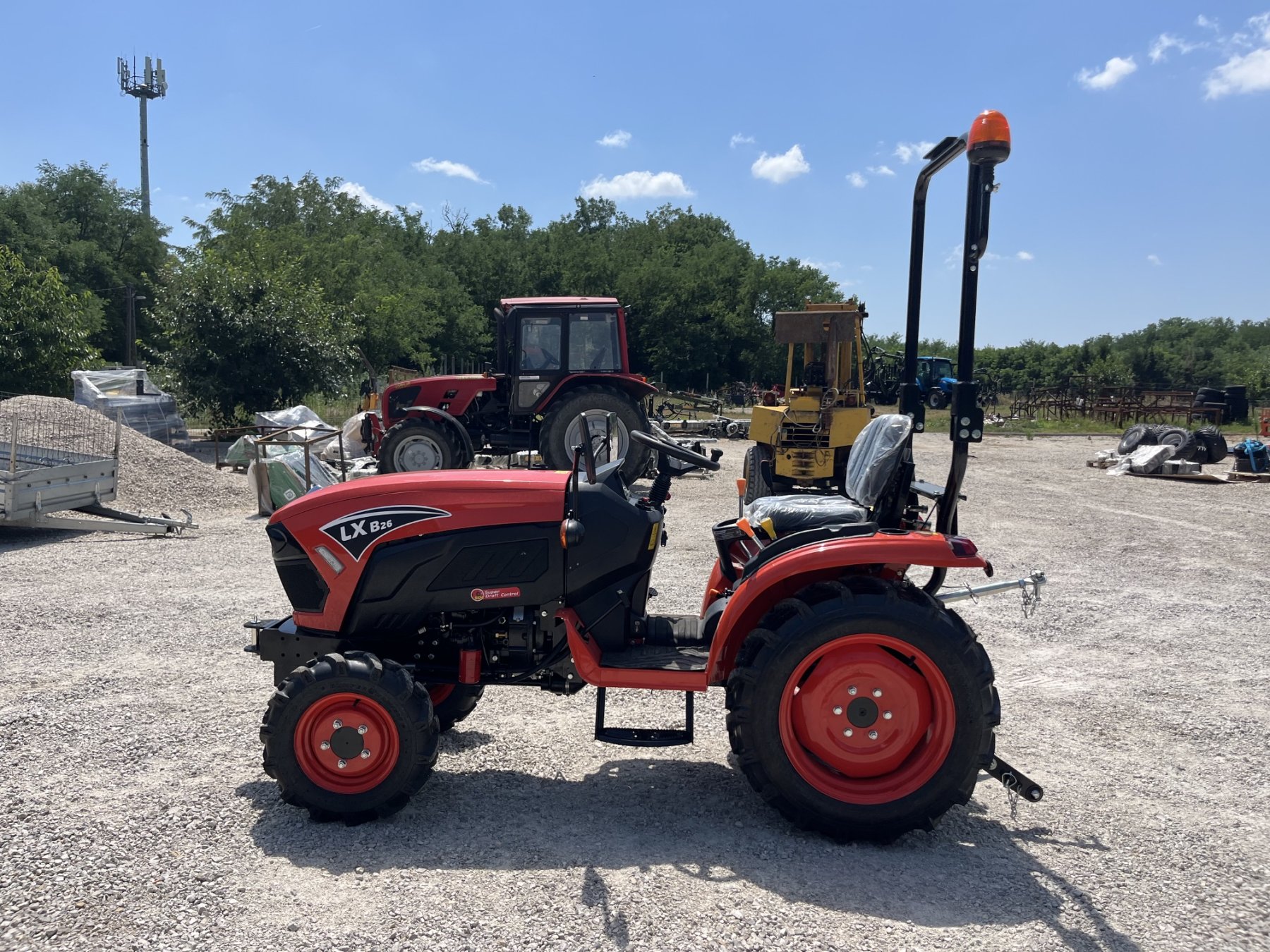 Land x B2 pro traktor