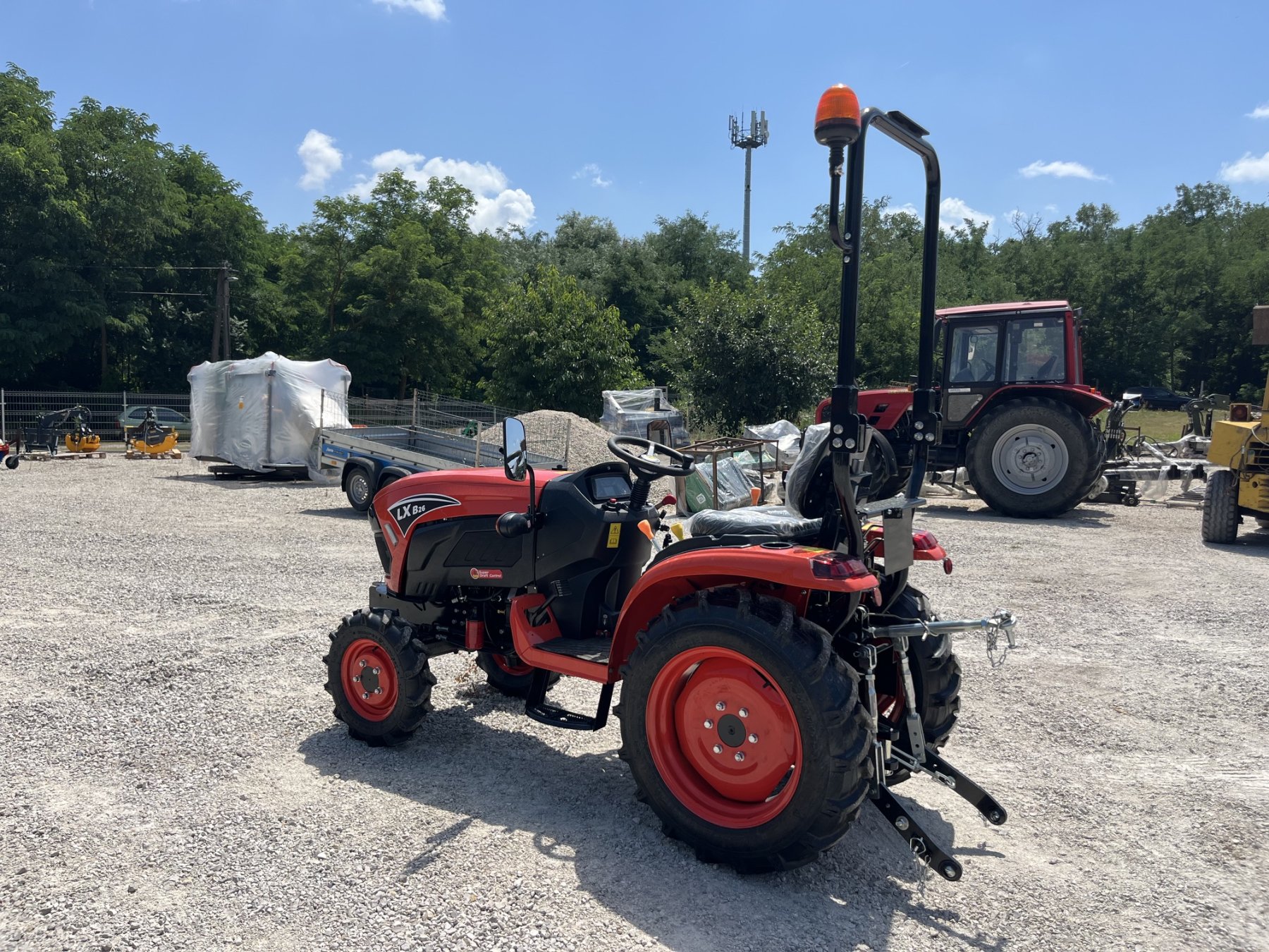 Land x B2 pro traktor