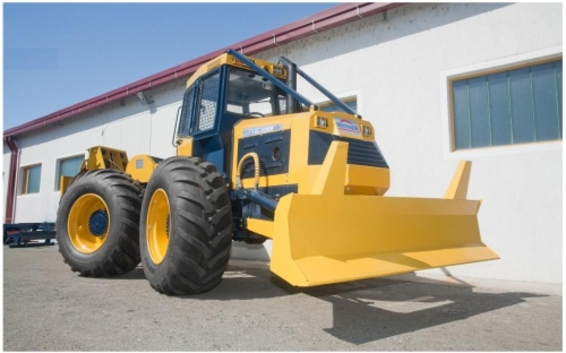 Hittner ECOTRAC 120 V erdészeti traktor