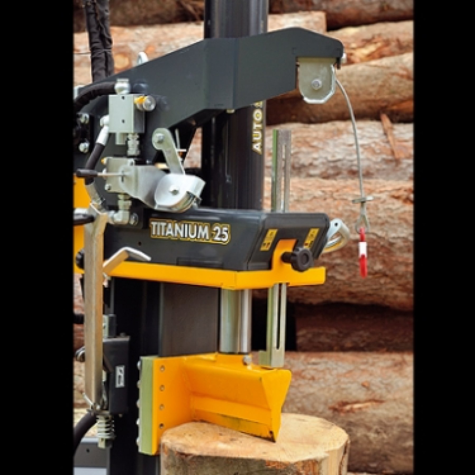 Fahasító TITANIUM 18 20 25 tonna hasítóerő