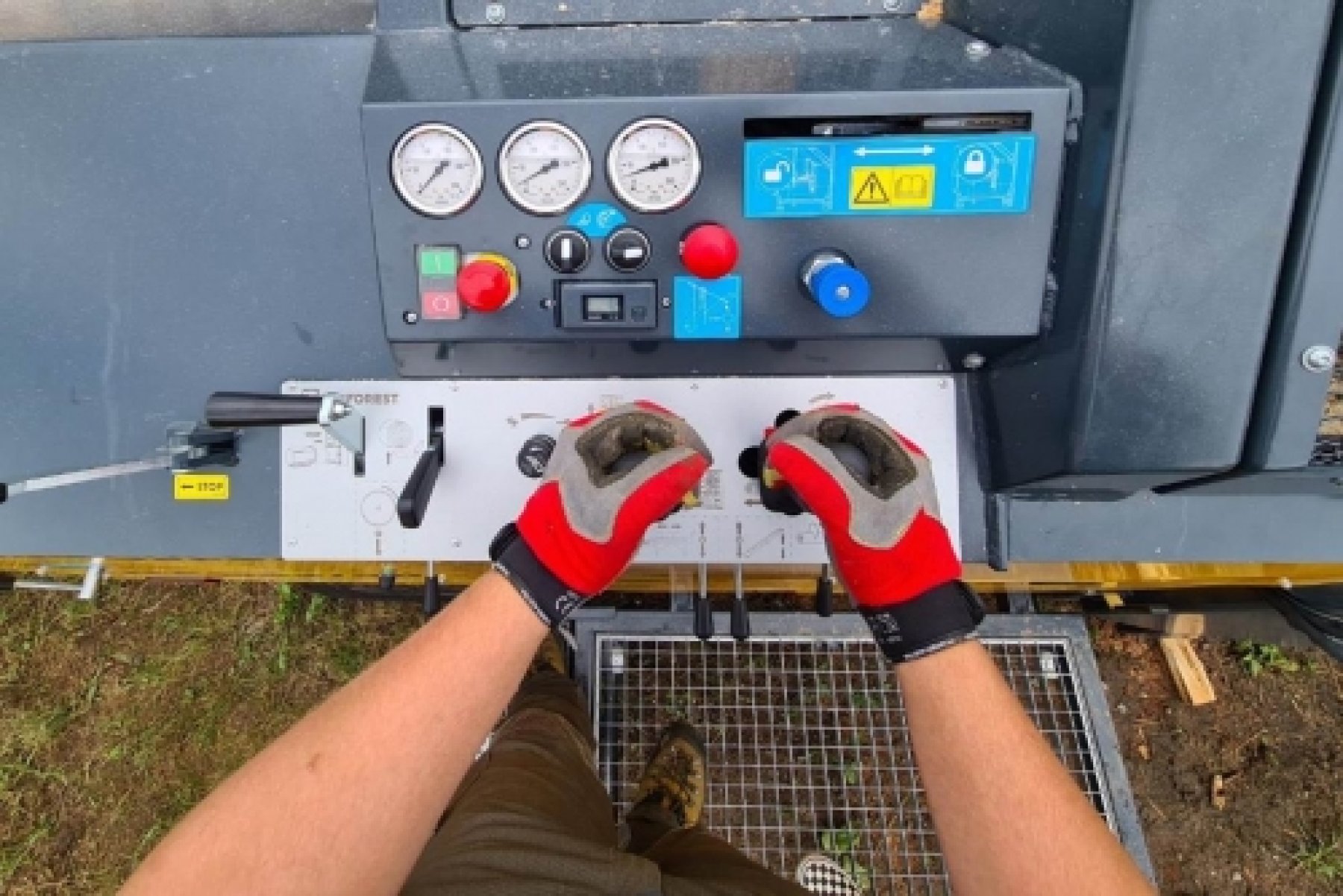 TITAN 53/40 automata daraboló