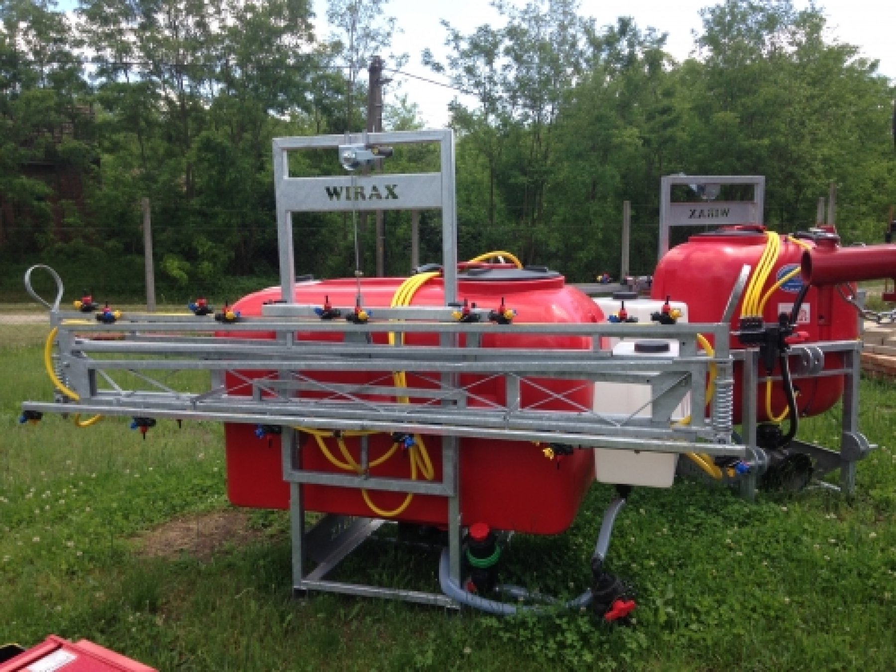 Permetezőgép vegyszerező szántóföldi 200-800 liter