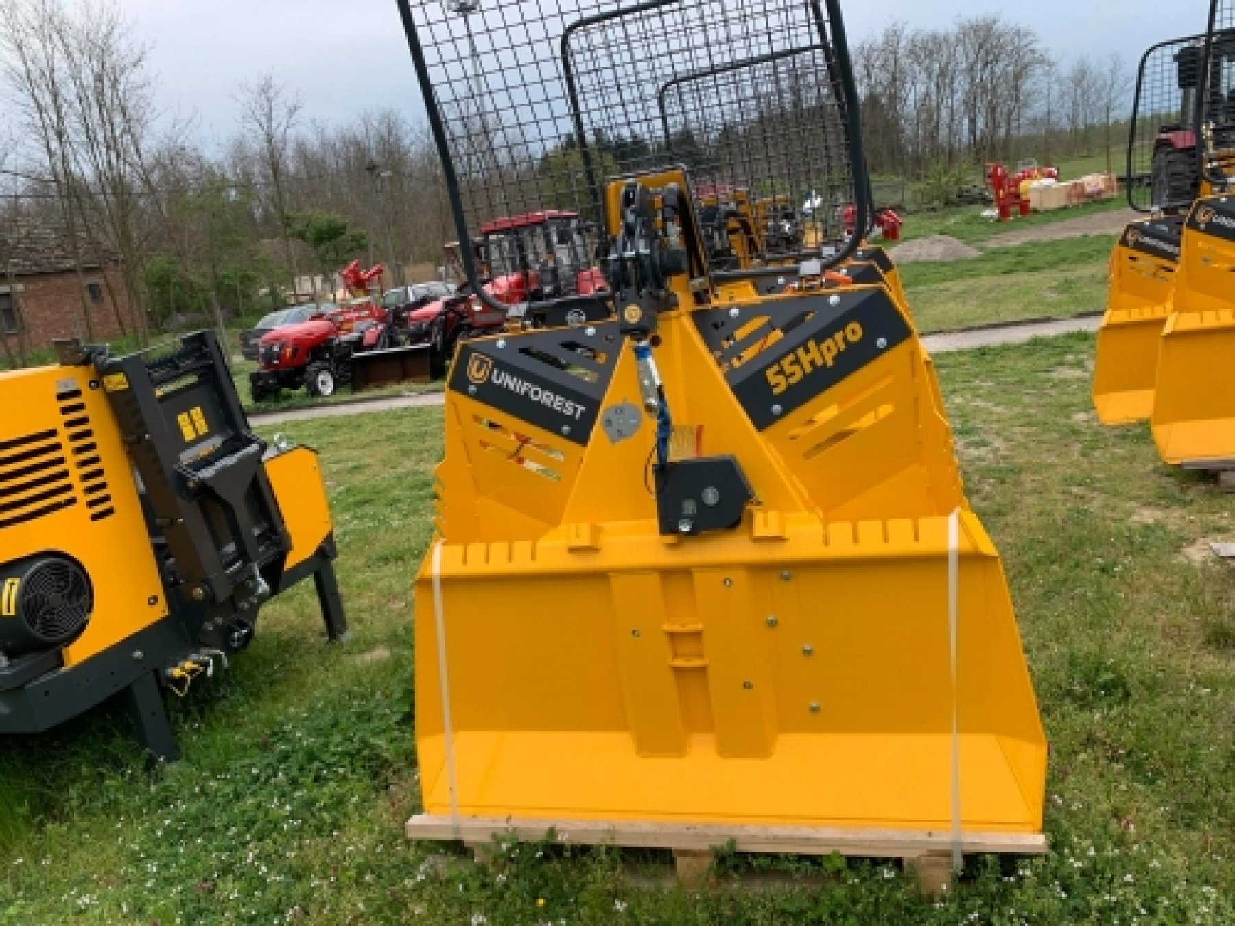 UNIFOREST erdészeti csörlő elektro hidraulikus vezérléssel