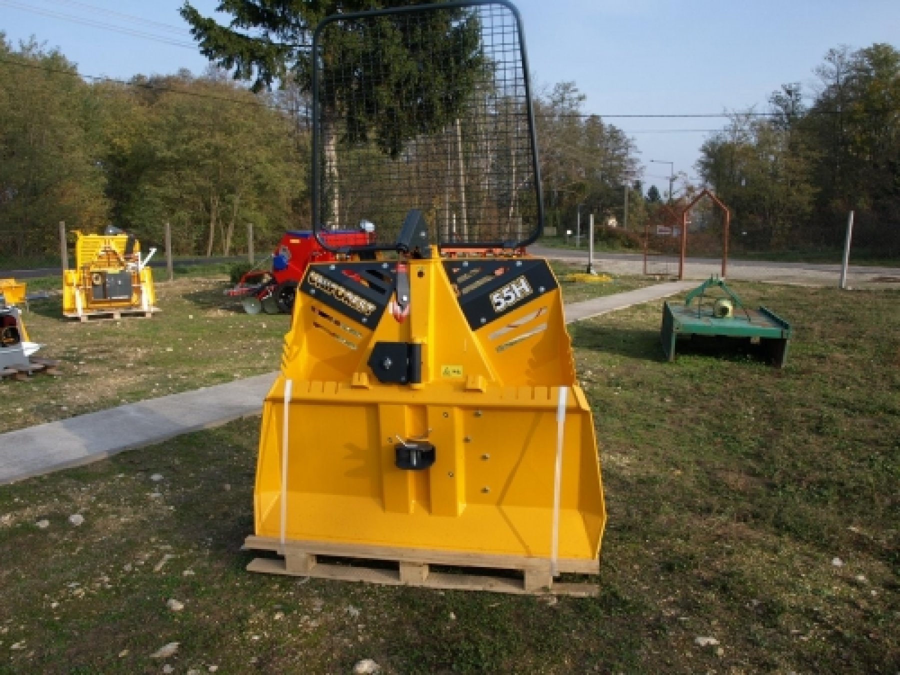 UNIFOREST erdészeti csörlő elektro hidraulikus vezérléssel