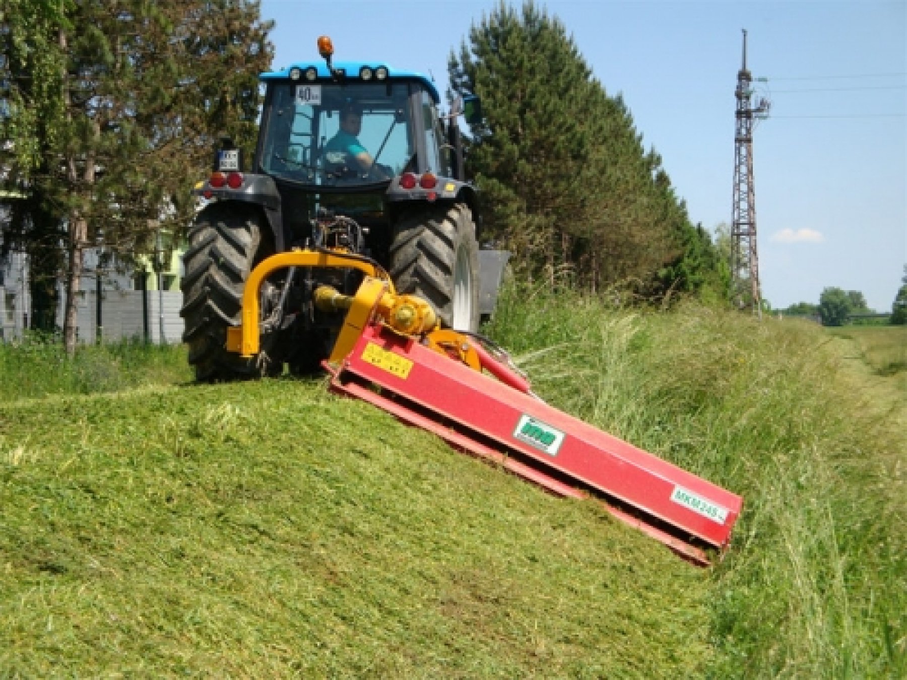 INO MKM 130-245 hidr. kitérésű szárzúzó 50-120 LE traktorra