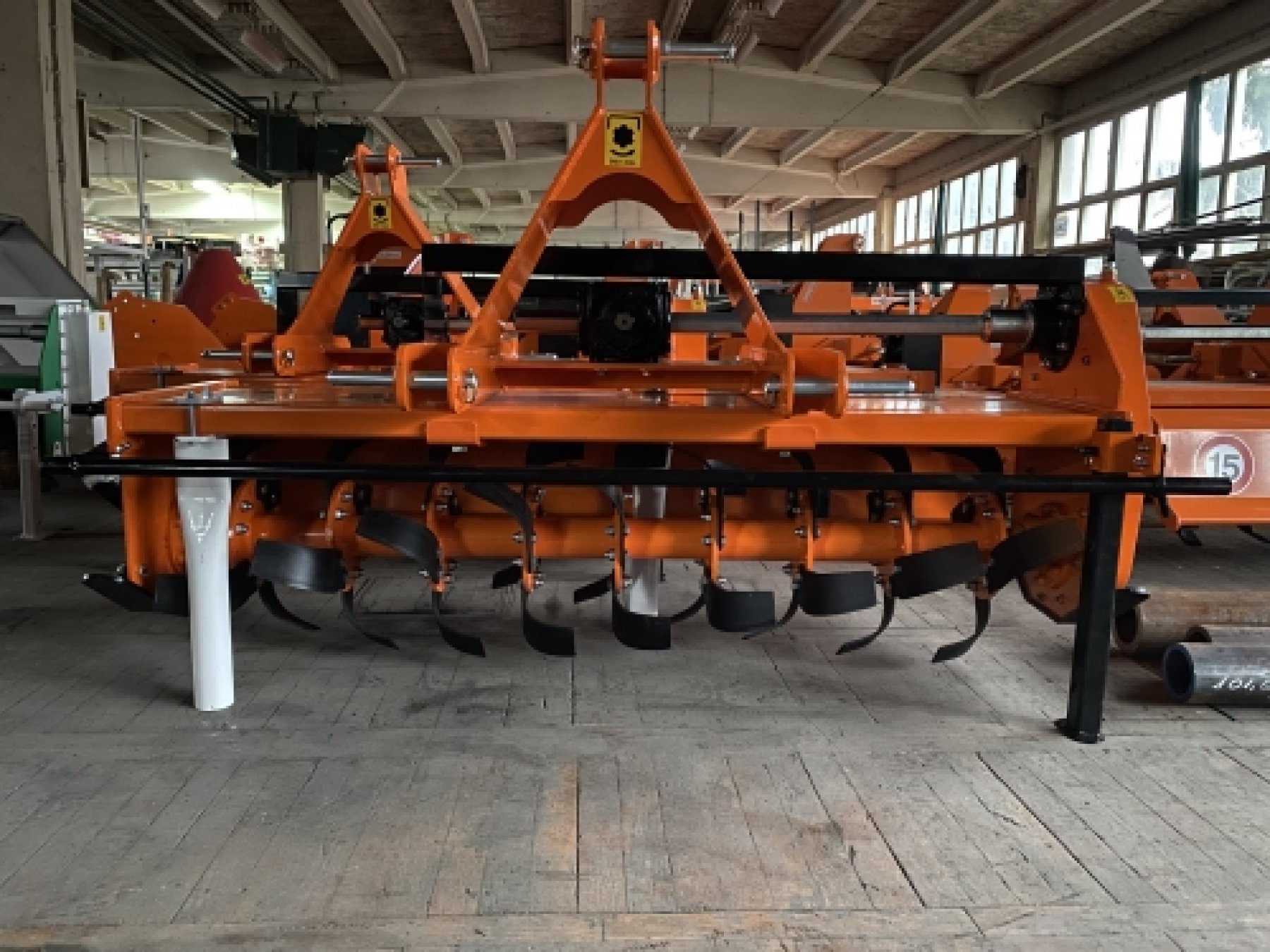 TF típusú talajmaró