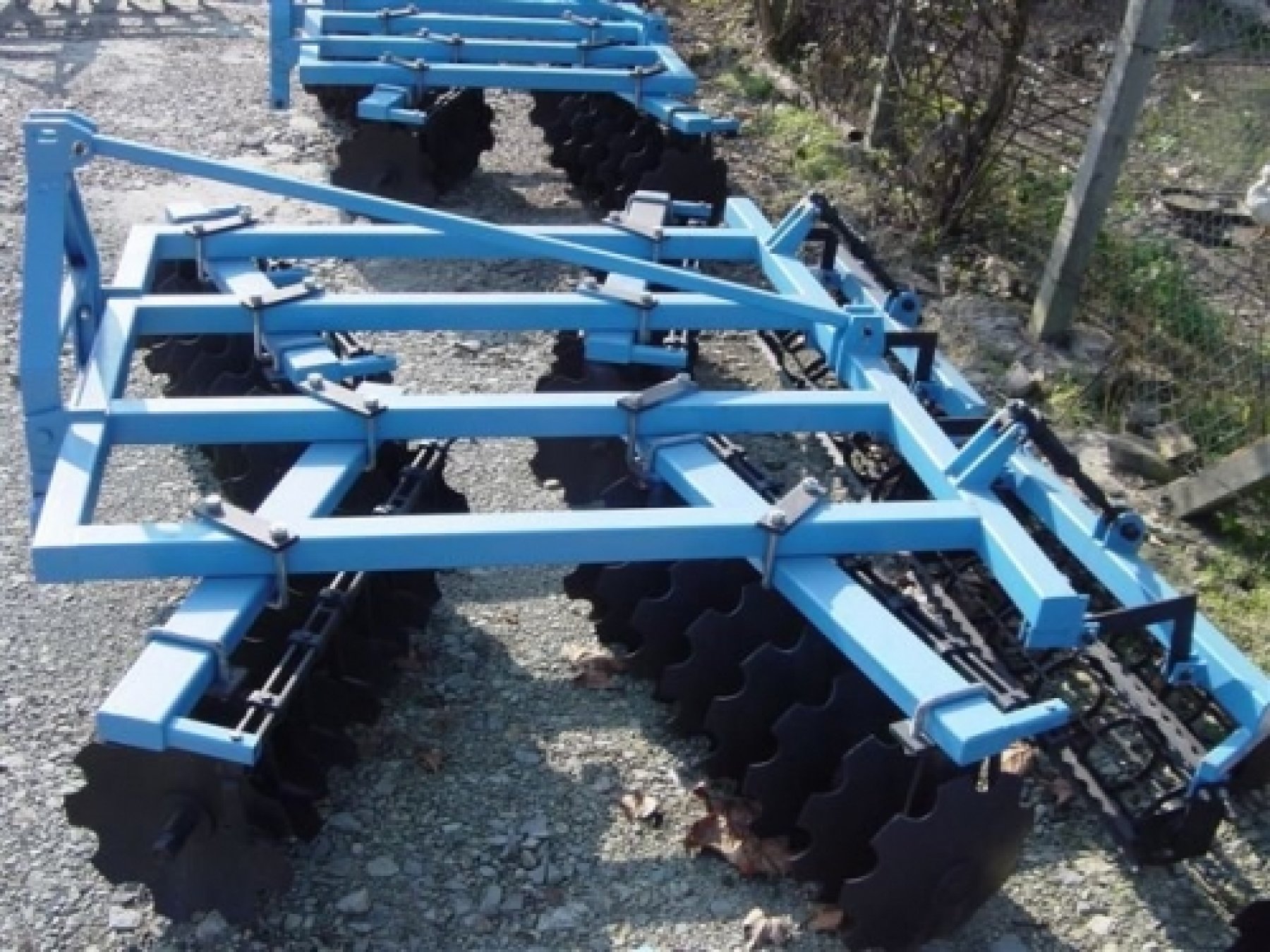 LE-KO függesztett X tárcsák