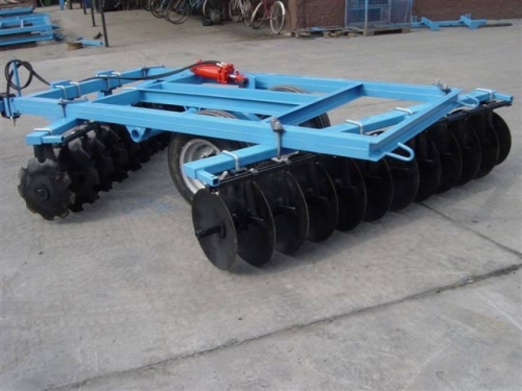 LE-KO vontatott V tárcsa