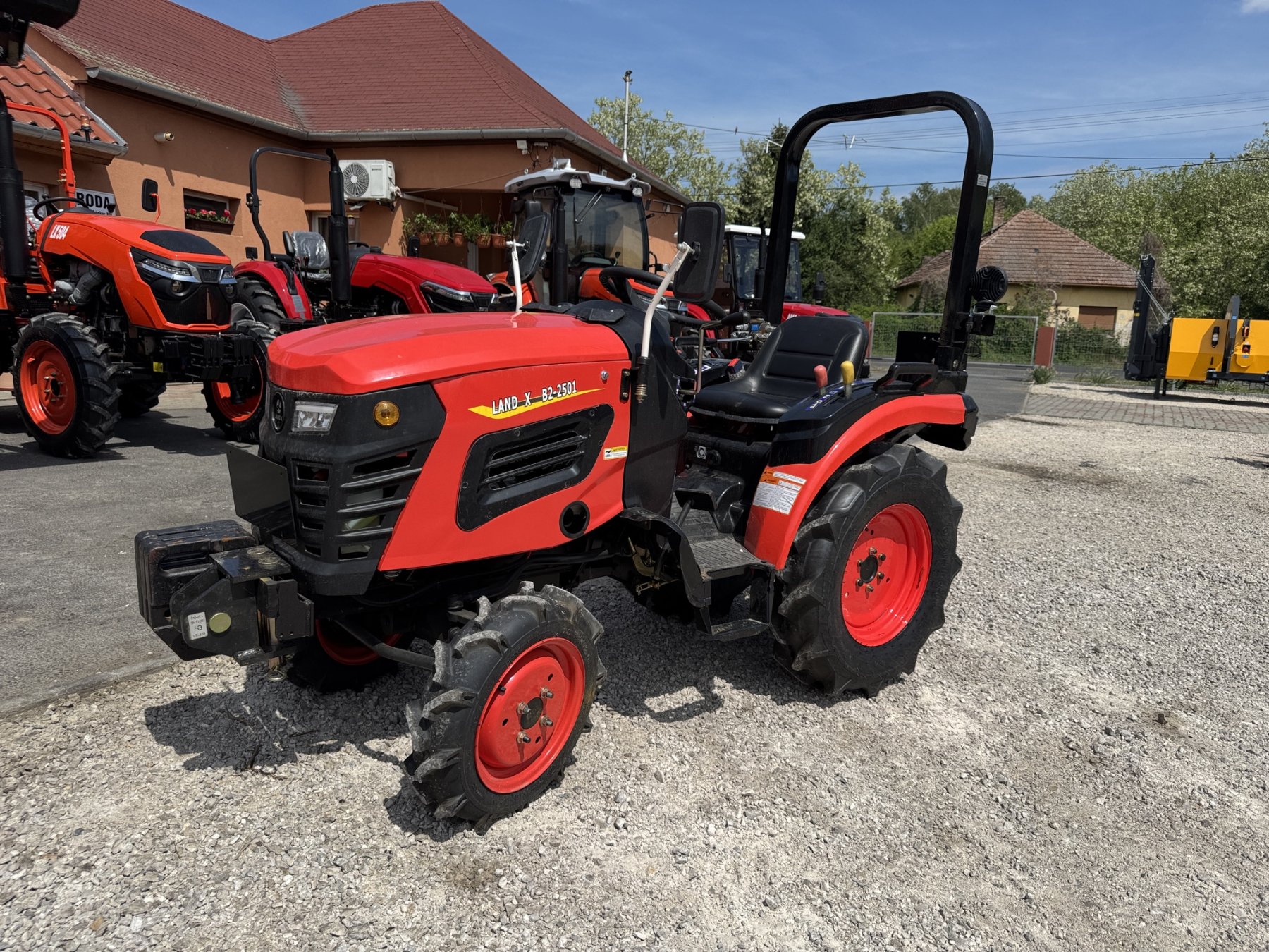 Land X B2 traktor