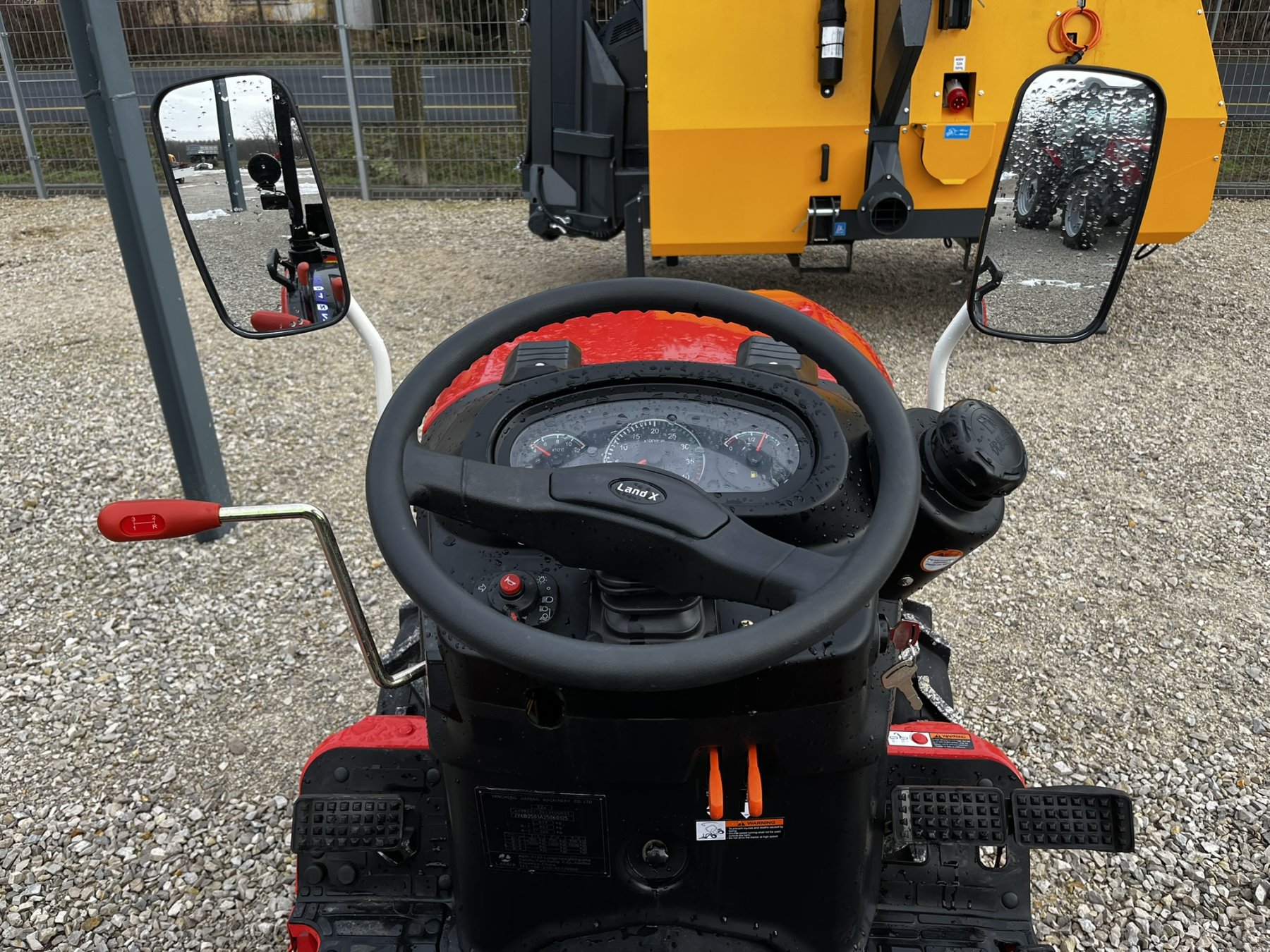 Land X B2 traktor